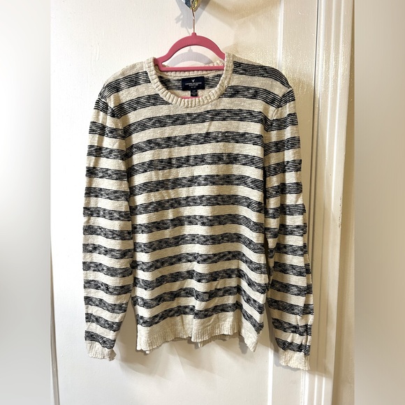 American Eagle Outfitters Other - American Eagle Outfitters Preppy/Grunge Men’s Black and White sweater